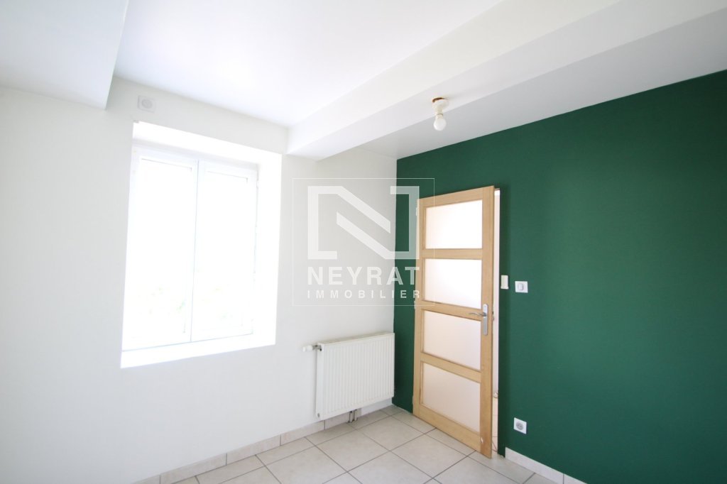 Appartement dans maison individuelle A LOUER - ST LEGER SUR DHEUNE - 95 m2 - 850 &euro; charges comprises par mois