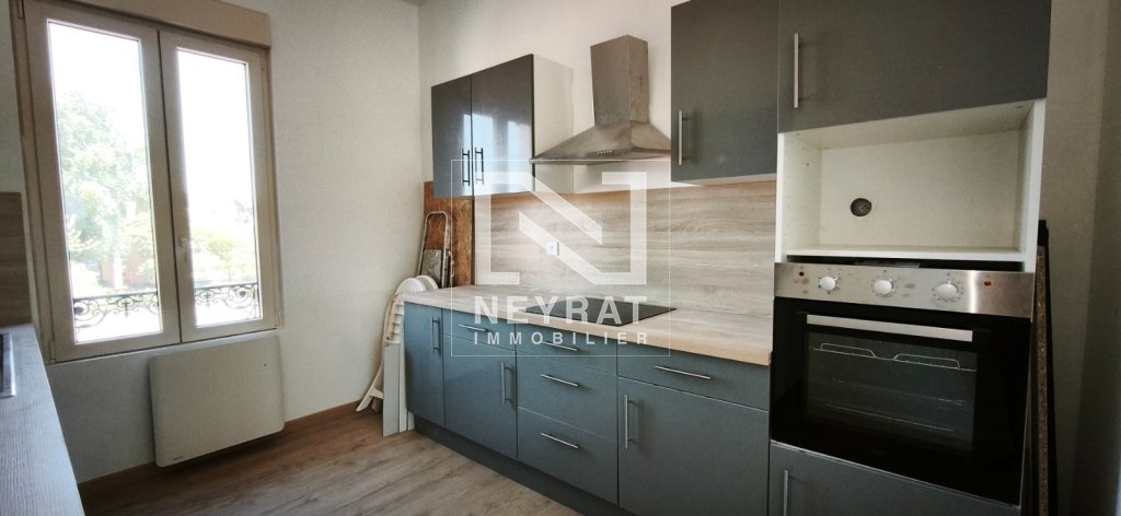 APPARTEMENT T4 A LOUER - ST MARCEL - 81.76 m2 - 800 &euro; charges comprises par mois