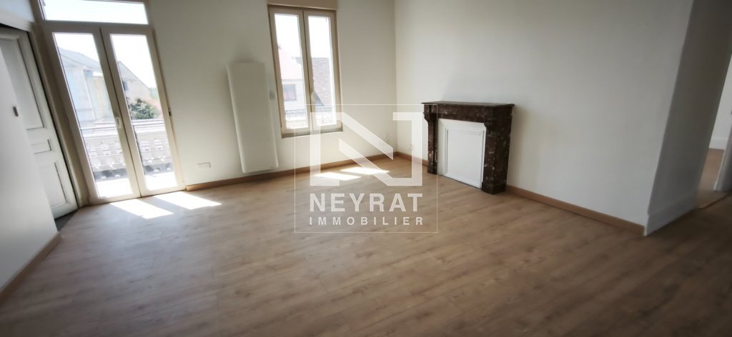 APPARTEMENT T4 A LOUER - ST MARCEL - 81.76 m2 - 800 &euro; charges comprises par mois