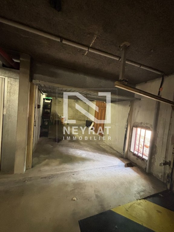GRAND T4 MEUBLE EN ROOFTOP AVEC TERRASSE 75M², CAVE, BOX ET PARKING