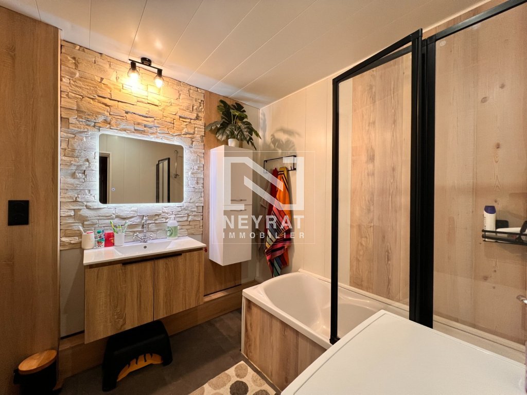 APPARTEMENT T4 - AUTUN - 87.48 m2 - VENDU