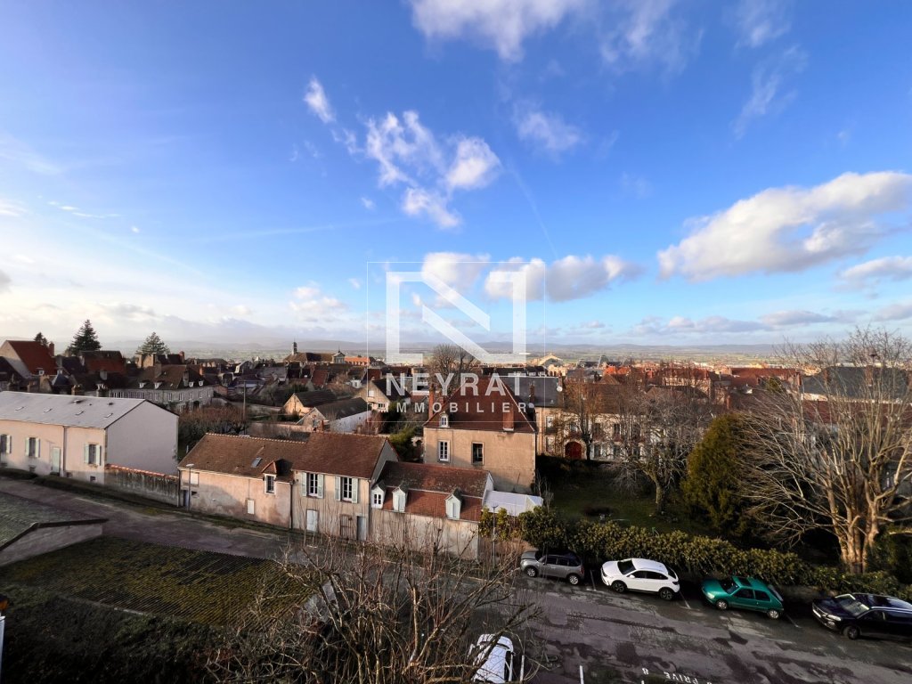 APPARTEMENT T4 - AUTUN - 87.48 m2 - VENDU