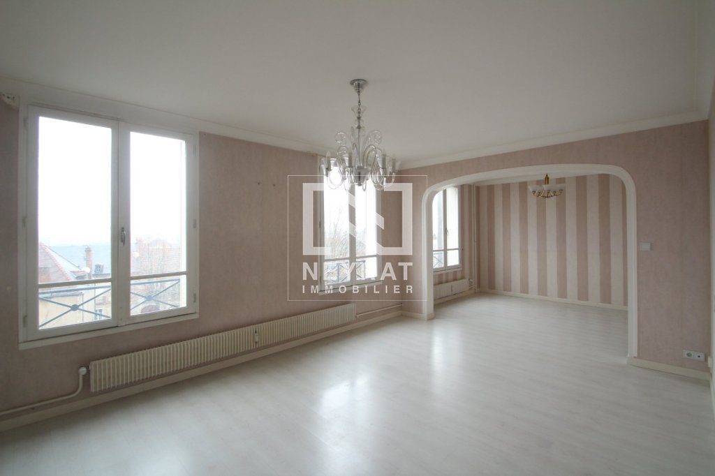 APPARTEMENT T4 - AUTUN - 80.5 m2 - VENDU