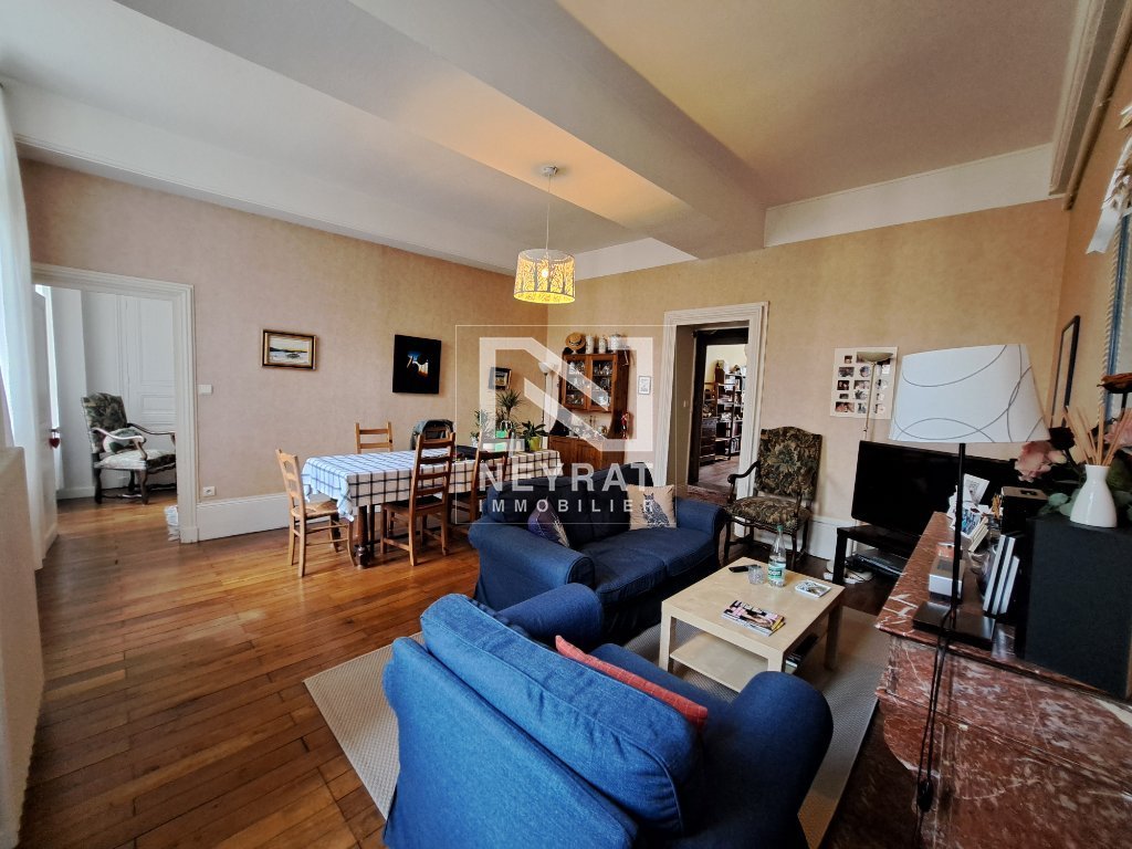 APPARTEMENT T4 A VENDRE - AUTUN - 88.22 m2 - 145000€