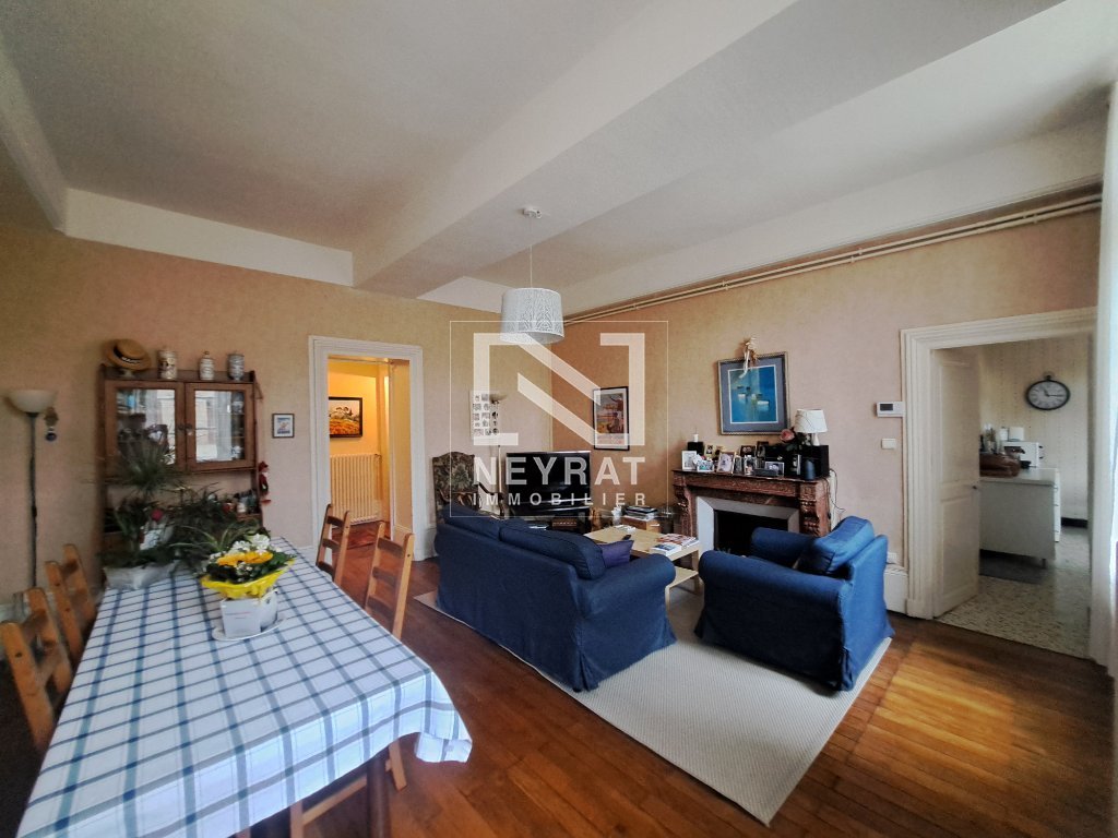 APPARTEMENT T4 A VENDRE - AUTUN - 88.22 m2 - 145000€