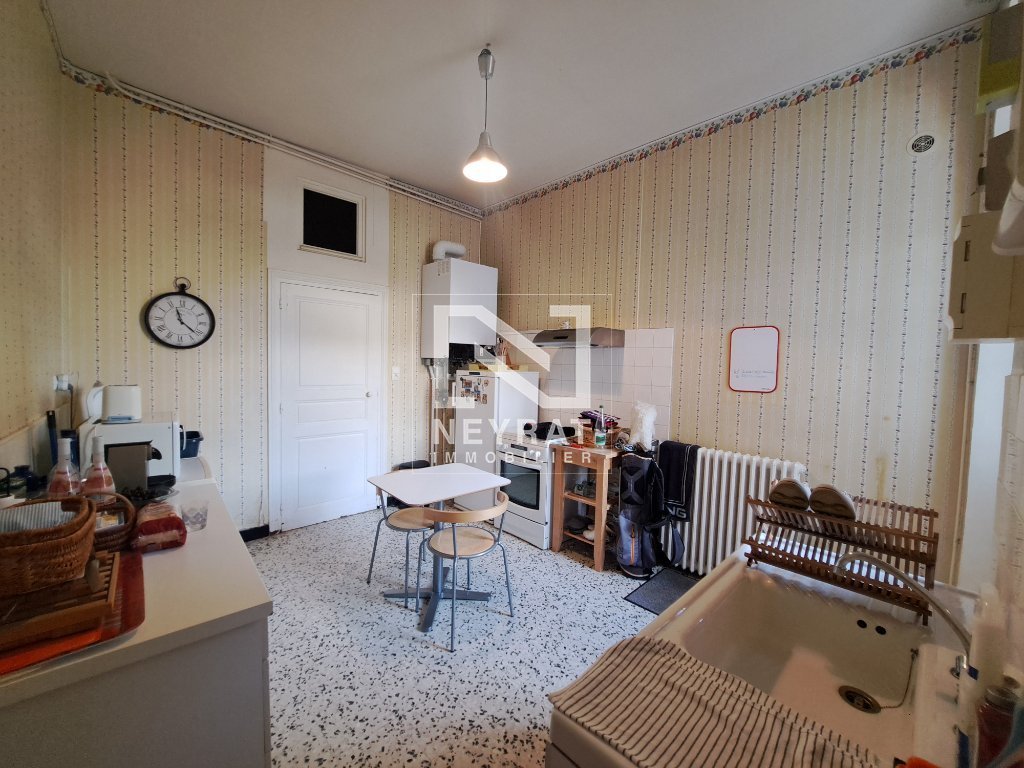 APPARTEMENT T4 A VENDRE - AUTUN - 88.22 m2 - 145000€