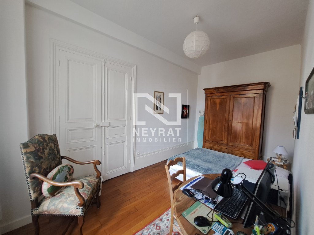 APPARTEMENT T4 A VENDRE - AUTUN - 88.22 m2 - 145000€