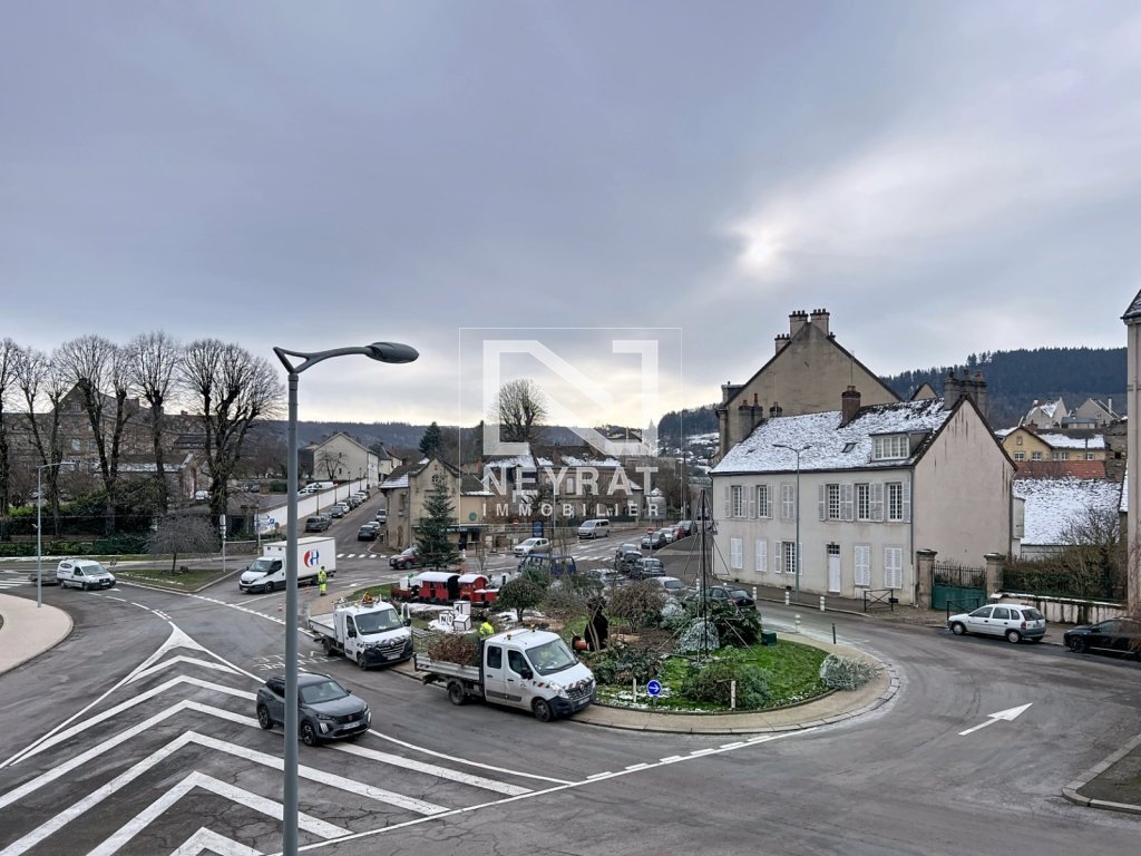 APPARTEMENT T4 A VENDRE - AUTUN - 113.9 m2 - 129�900�&euro;