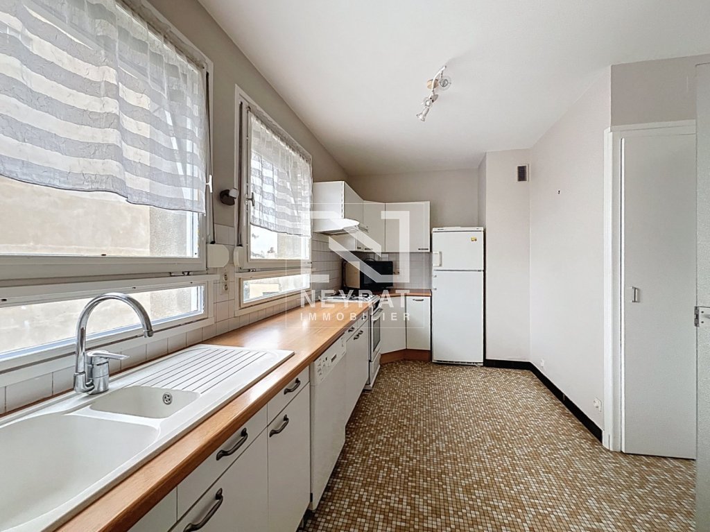 APPARTEMENT T4 A VENDRE - AUTUN - 113.9 m2 - 129�900�&euro;