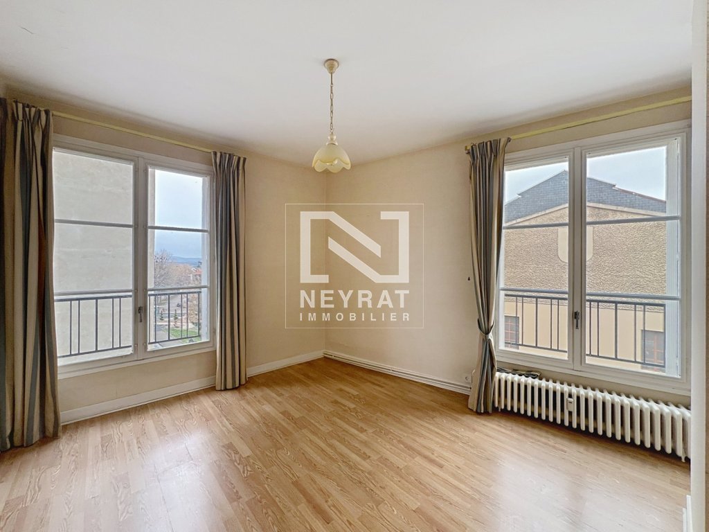 APPARTEMENT T4 A VENDRE - AUTUN - 113.9 m2 - 129�900�&euro;