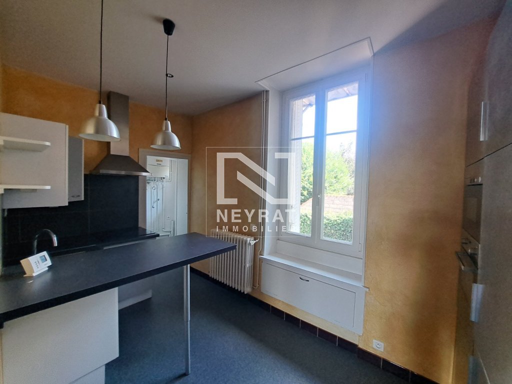 APPARTEMENT T4 A VENDRE - AUTUN - 65.94 m2 - 70 000 &euro;