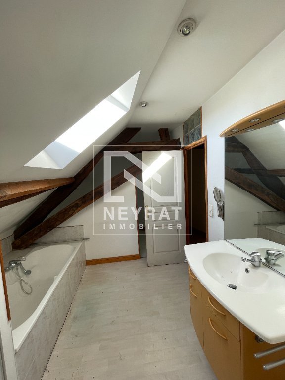 Duplex de Caractère Type T4  au Cœur de Beaune A VENDRE - BEAUNE - 107.1 m2 - 379 000 &euro;