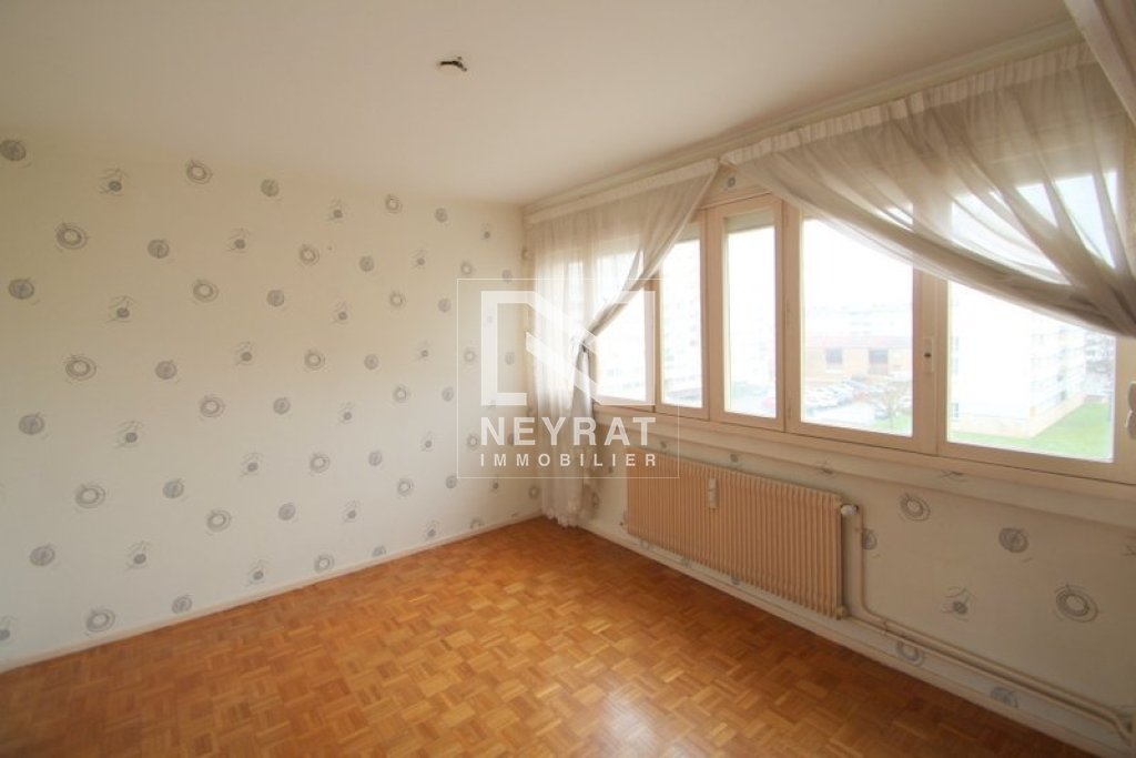 APPARTEMENT T4 - CHALON SUR SAONE - 77.61 m2 - 45 000 &euro;