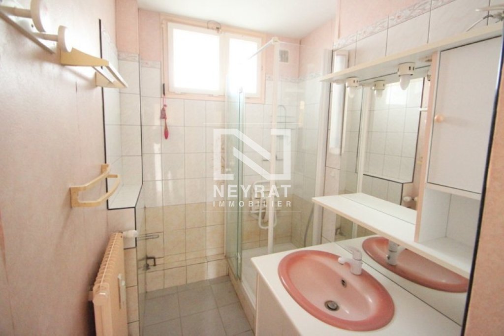 APPARTEMENT T4 - CHALON SUR SAONE - 77.61 m2 - 45 000 &euro;