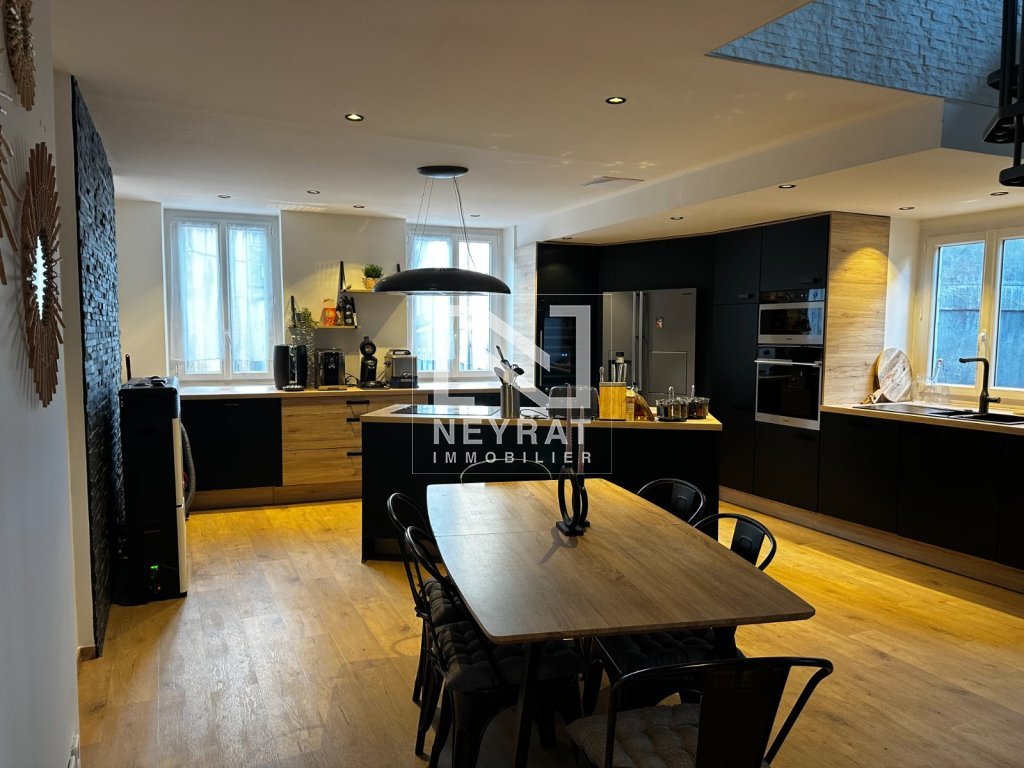 APPARTEMENT T4 - CHALON SUR SAONE - 118 m2 - 250�000�&euro;