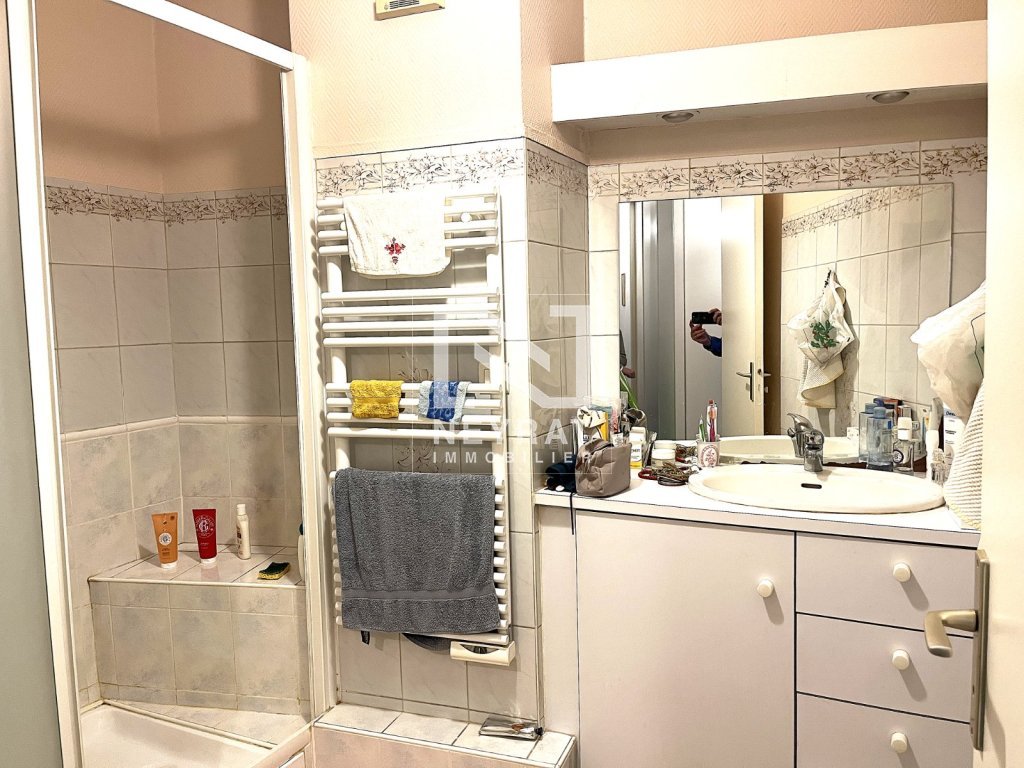 T4 lumineux 89 m  Chalon 179 000 