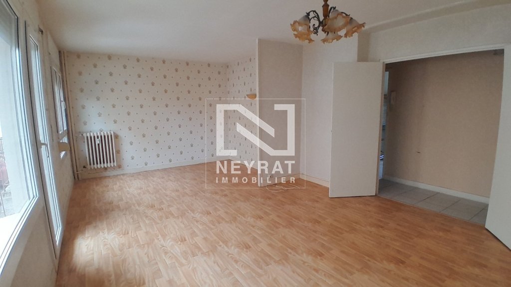 APPARTEMENT T4 - CHALON SUR SAONE - 66.16 m2 - VENDU