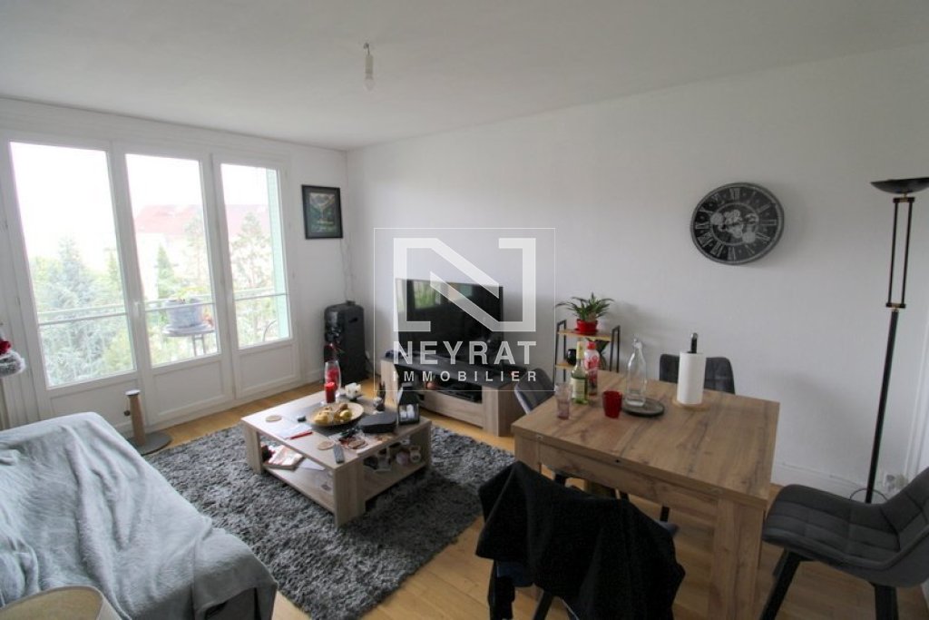 APPARTEMENT T4 A VENDRE - CHALON SUR SAONE - 67.86 m2 - 76000€