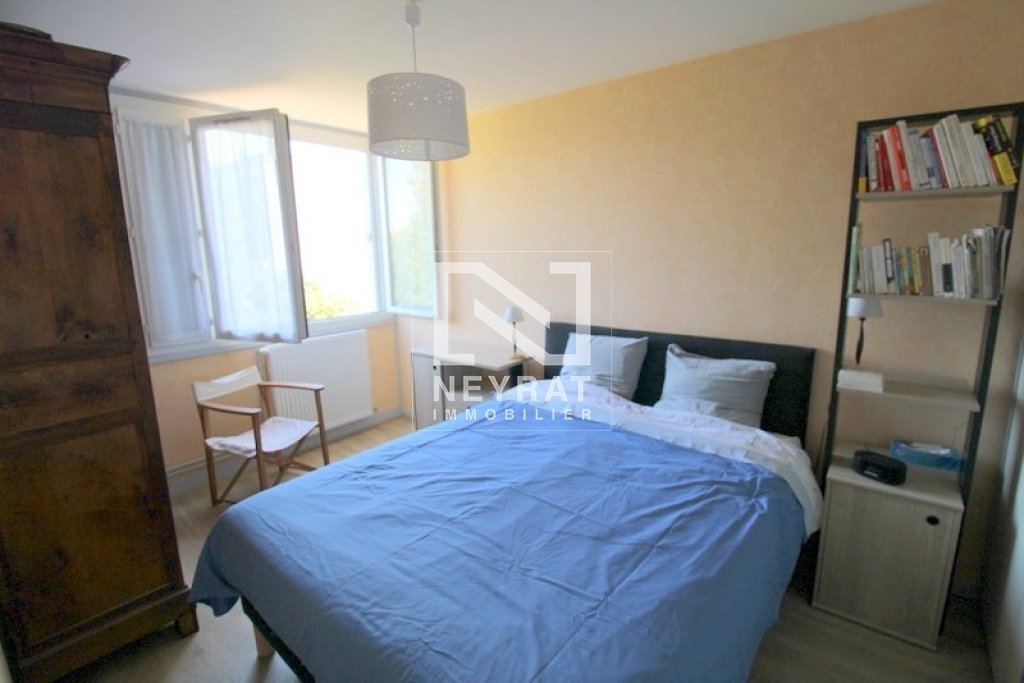 APPARTEMENT T4 - CHALON SUR SAONE - 73.57 m2 - VENDU