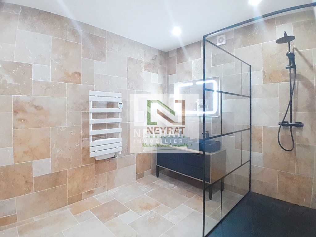 APPARTEMENT T4 A VENDRE - CHALON SUR SAONE - 131 m2 - 269000€