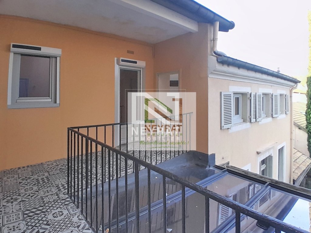 APPARTEMENT T4 A VENDRE - CHALON SUR SAONE - 131 m2 - 269000€