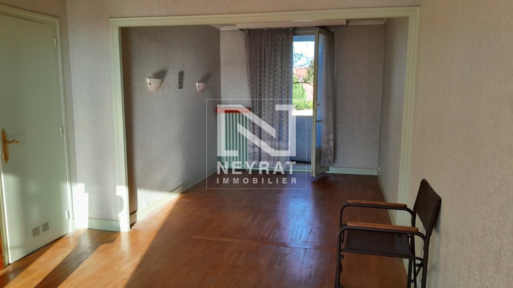 APPARTEMENT T4 A VENDRE - CHALON SUR SAONE - 62.12 m2 - 61040€