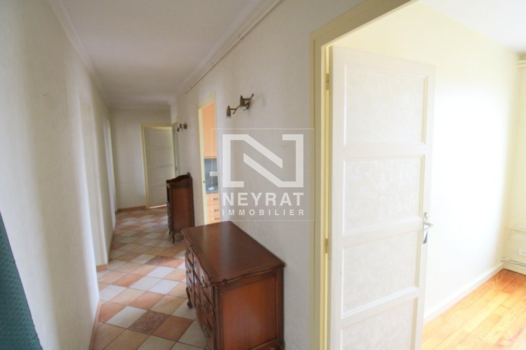 APPARTEMENT T4 A VENDRE - CHALON SUR SAONE - 75.84 m2 - 159�000�&euro;