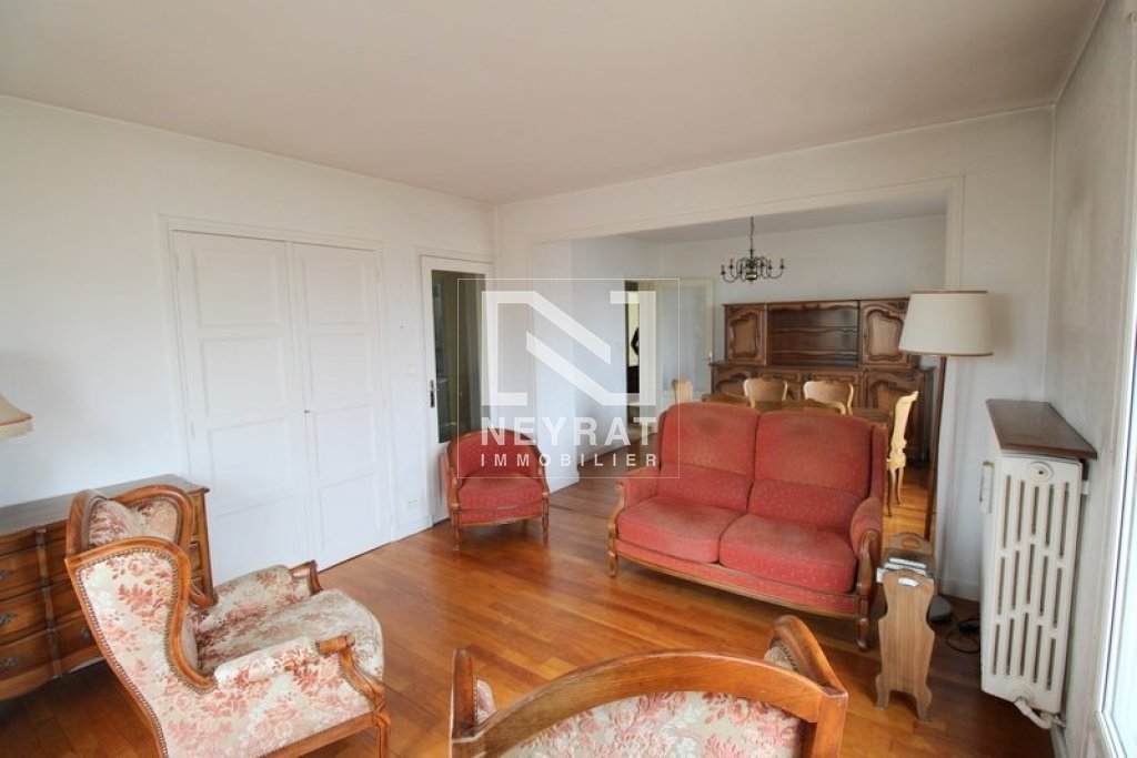 APPARTEMENT T4 A VENDRE - CHALON SUR SAONE - 75.84 m2 - 159�000�&euro;