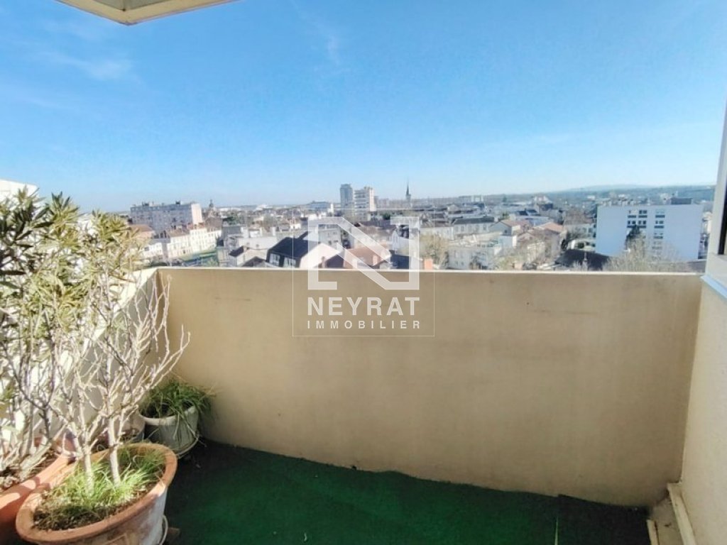 APPARTEMENT T4 A VENDRE - CHALON SUR SAONE - 82.35 m2 - 125�000�&euro;
