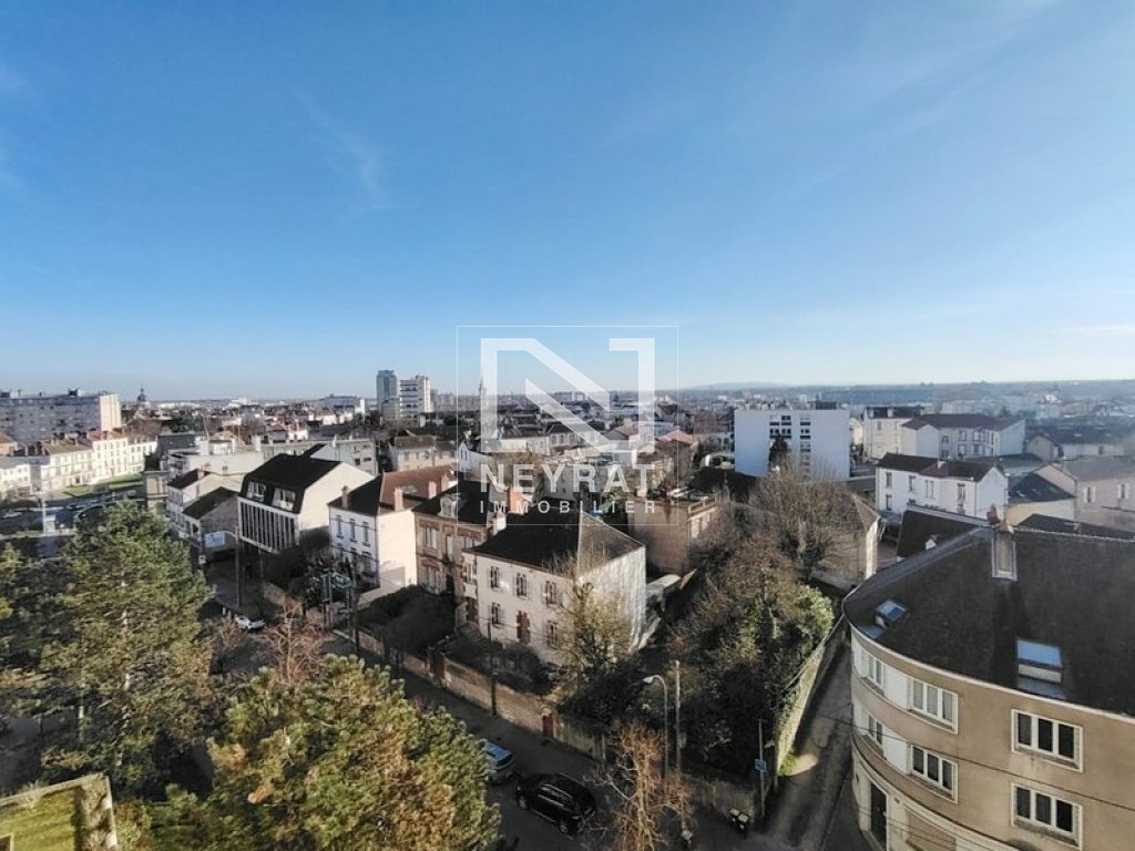 APPARTEMENT T4 A VENDRE - CHALON SUR SAONE - 82.35 m2 - 125�000�&euro;