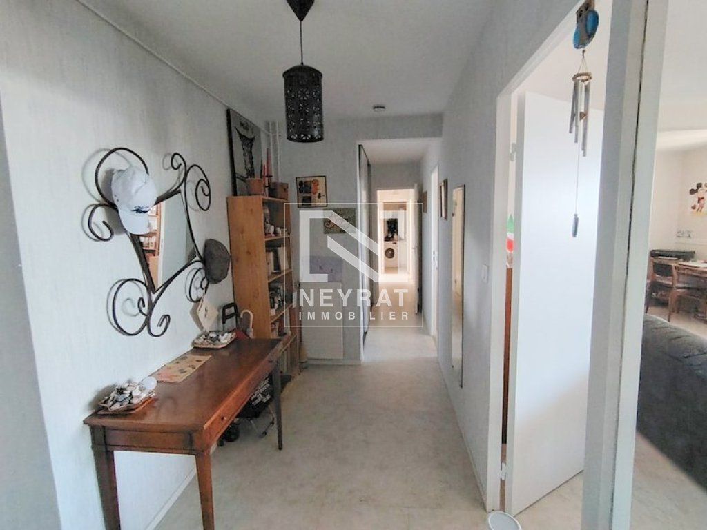 APPARTEMENT T4 A VENDRE - CHALON SUR SAONE - 82.35 m2 - 125�000�&euro;