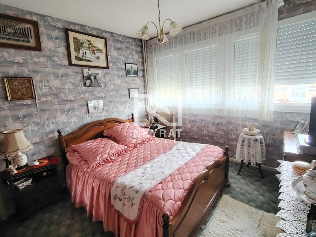 APPARTEMENT T4 A VENDRE - CHALON SUR SAONE - 70.07 m2 - 66 600 &euro;