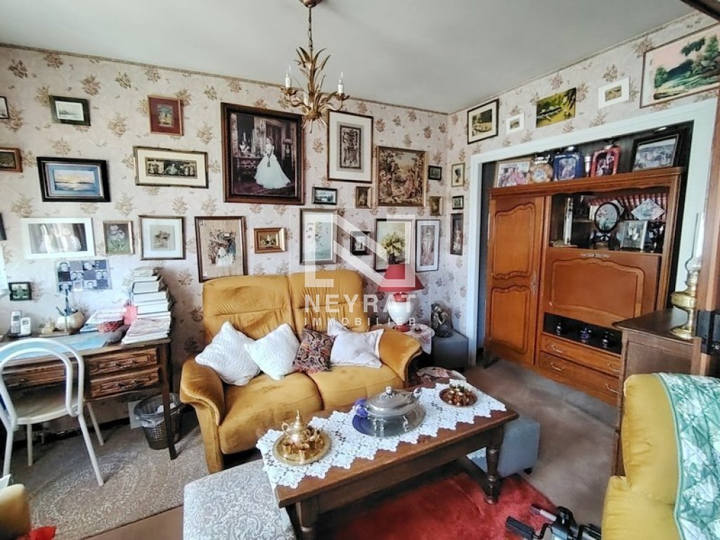 APPARTEMENT T4 A VENDRE - CHALON SUR SAONE - 70.07 m2 - 66 600 &euro;