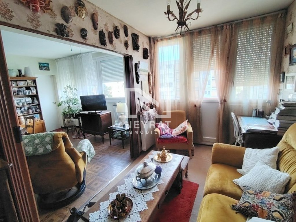 APPARTEMENT T4 A VENDRE - CHALON SUR SAONE - 70.07 m2 - 66 600 &euro;