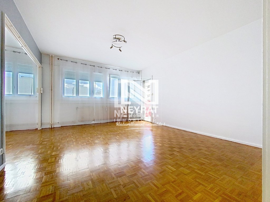 APPARTEMENT T4 A VENDRE - CHALON SUR SAONE - 77 m2 - 99 000 &euro;