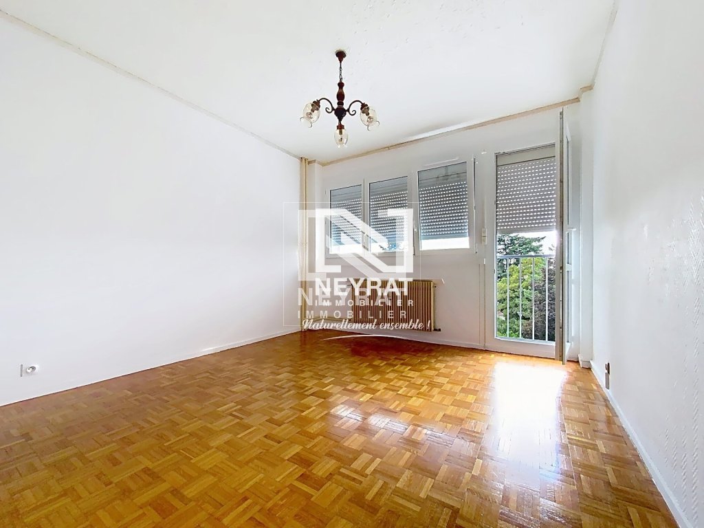 APPARTEMENT T4 A VENDRE - CHALON SUR SAONE - 77 m2 - 99 000 &euro;
