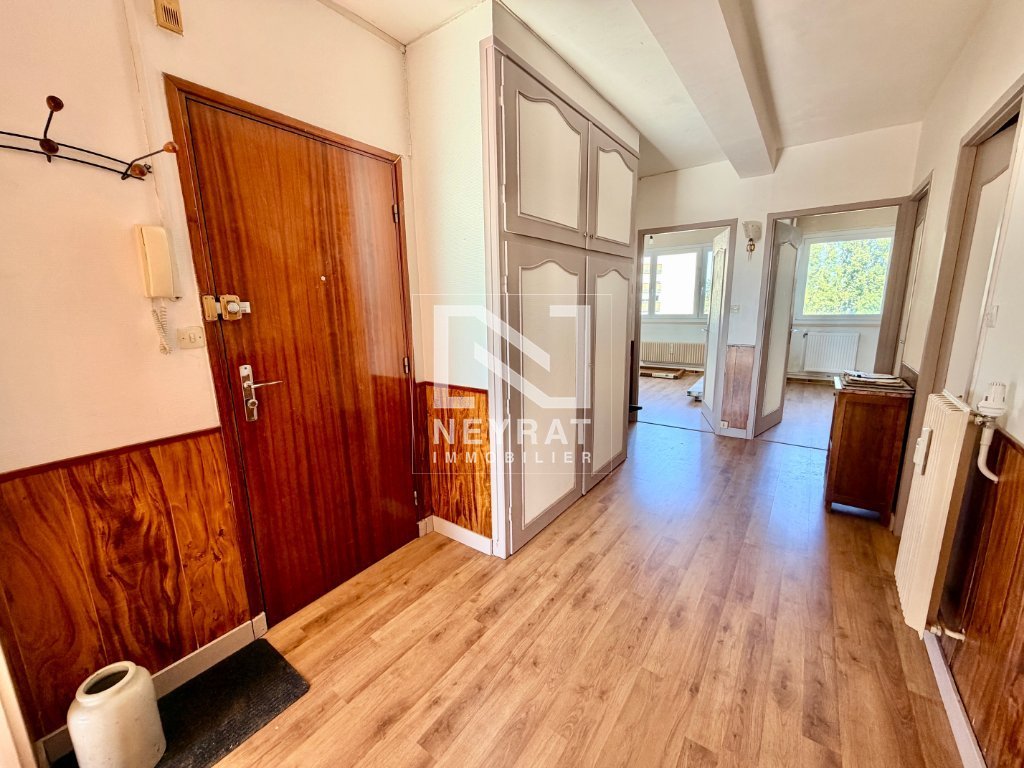 APPARTEMENT T4 A VENDRE - CHALON SUR SAONE - 70.74 m2 - 88 000 &euro;