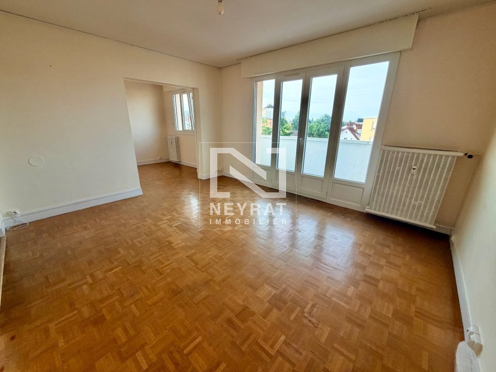 APPARTEMENT T4 A VENDRE - CHALON SUR SAONE - 64.55 m2 - 88 000 &euro;