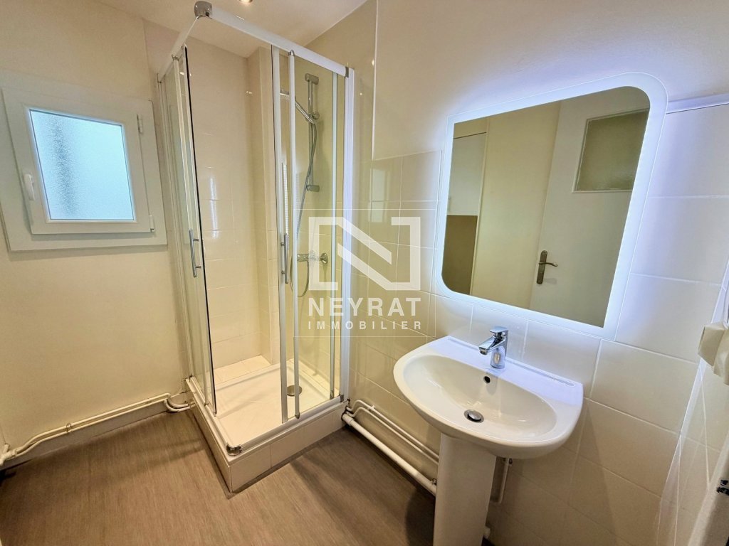 APPARTEMENT T4 A VENDRE - CHALON SUR SAONE - 64.55 m2 - 88 000 &euro;