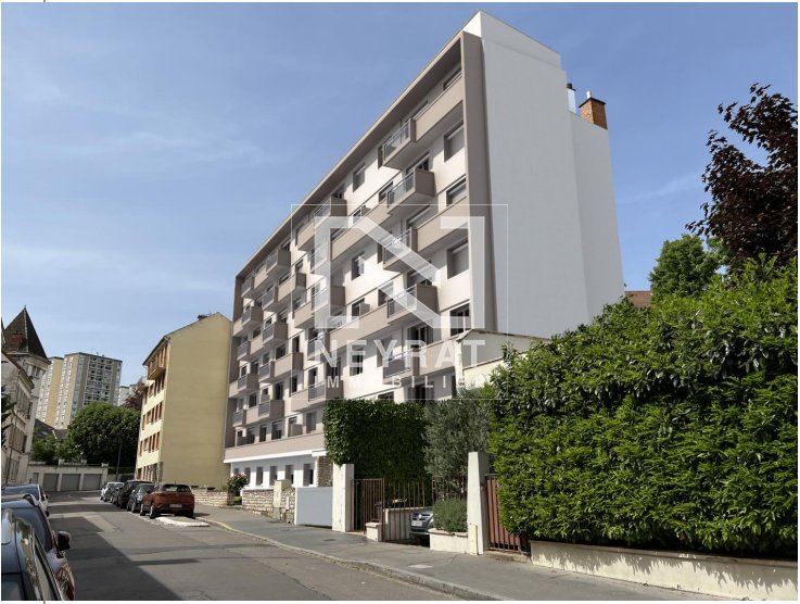 APPARTEMENT T4 A VENDRE - CHALON SUR SAONE - 86 m2 - 218 000 &euro;