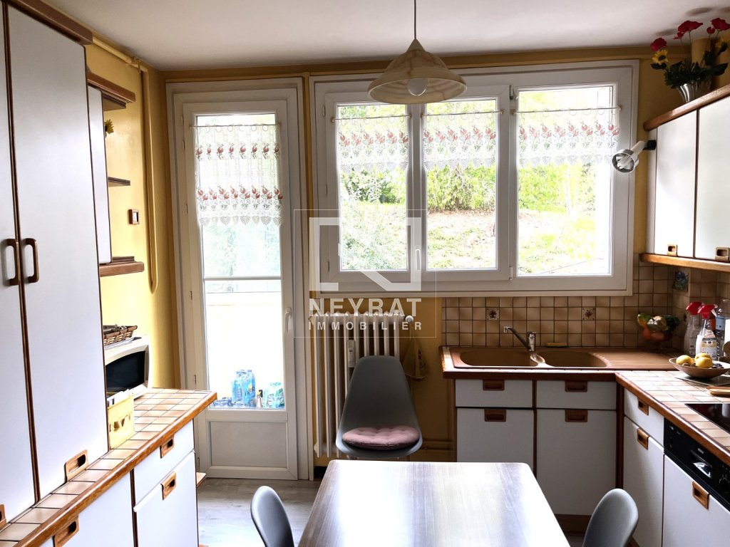 APPARTEMENT T4 A VENDRE - CHALON SUR SAONE - 86 m2 - 218 000 &euro;