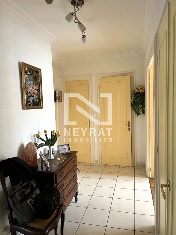 APPARTEMENT T4 A VENDRE - CHALON SUR SAONE - 86 m2 - 218 000 &euro;