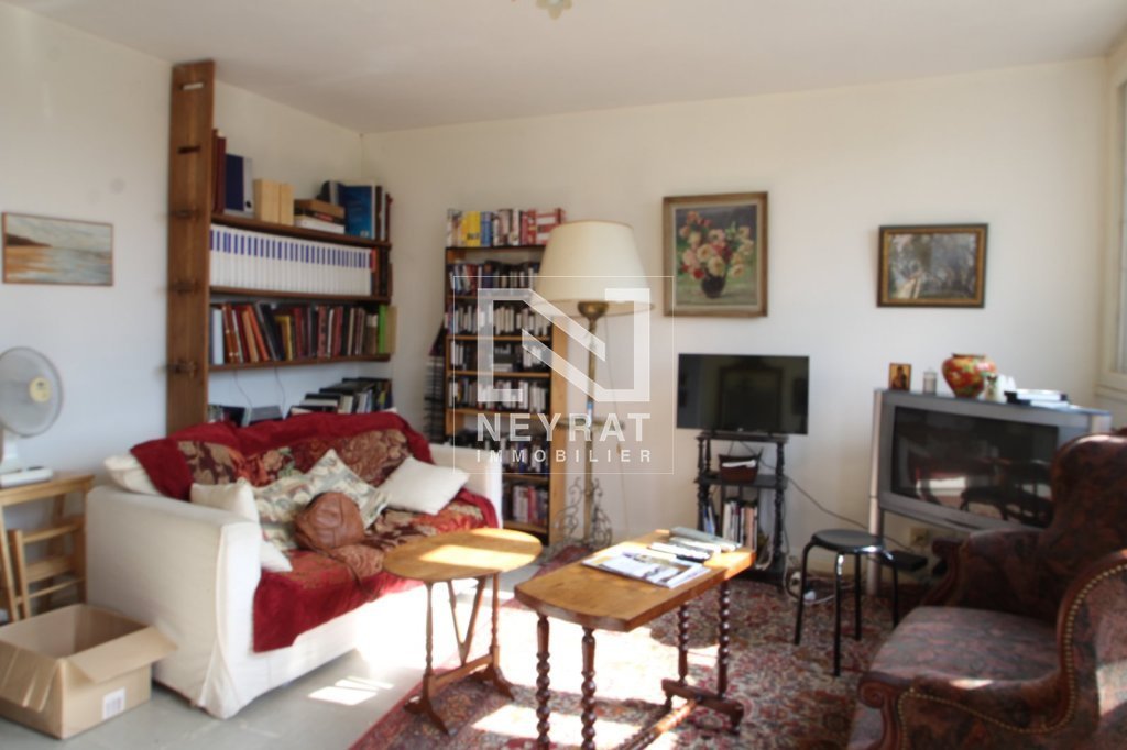 APPARTEMENT T4 - CHALON SUR SAONE - 67.56 m2 - 46 000 &euro;