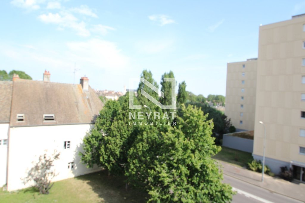 APPARTEMENT T4 - CHALON SUR SAONE - 67.56 m2 - 46 000 &euro;