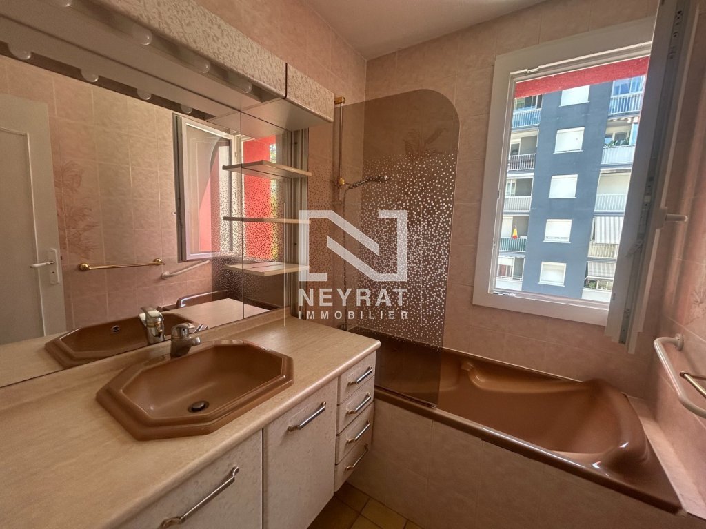 APPARTEMENT T4 A VENDRE - DIGOIN - 84.53 m2 - 88 500 &euro;