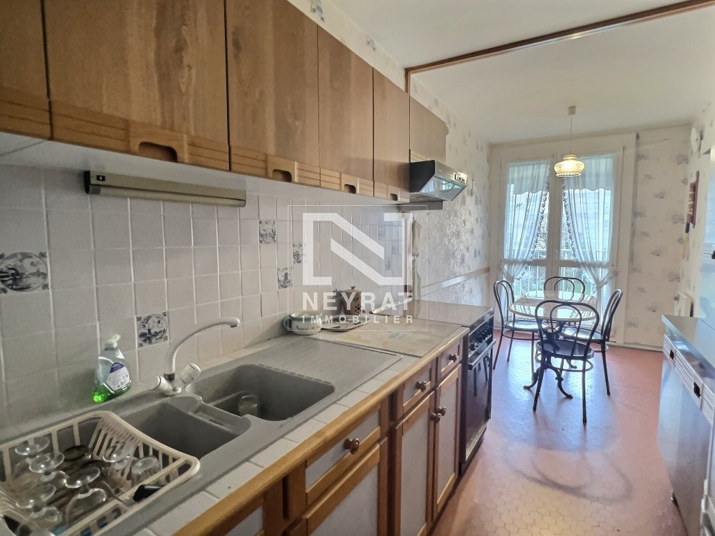 APPARTEMENT T4 A VENDRE - DIJON FONTAINE D OUCHE - 83.94 m2 - 75000€
