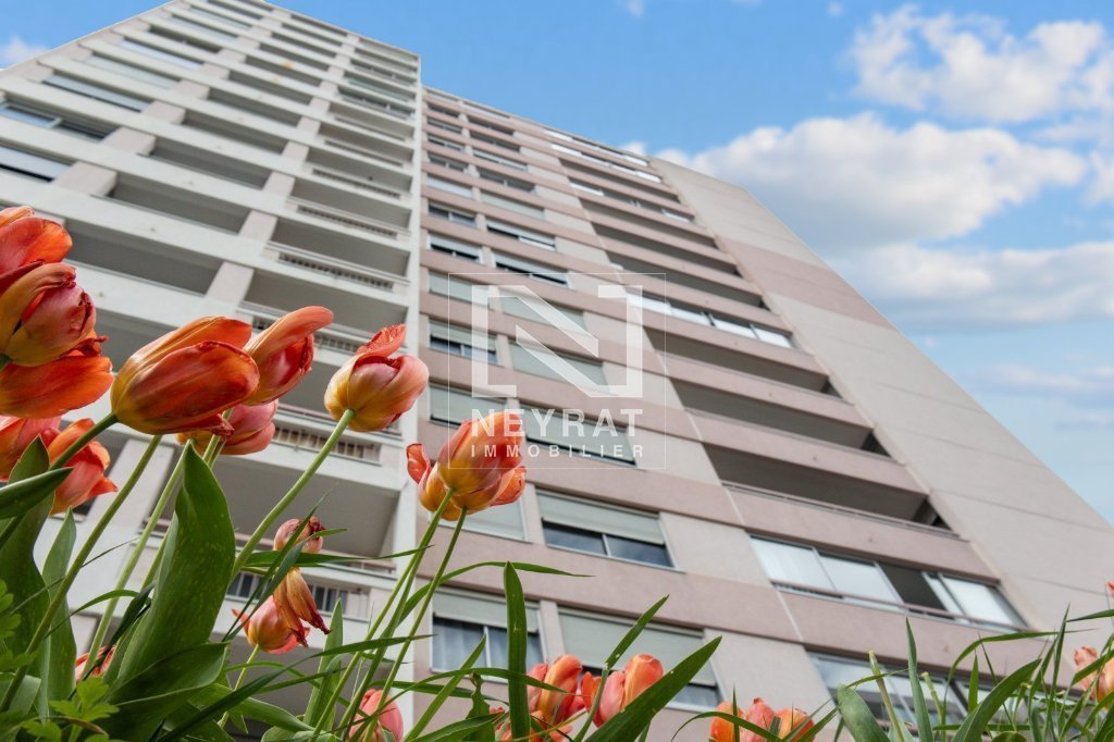 T 4 à rénover A VENDRE - DIJON TIRE PESSEAU - 72.72 m2 - 75 000 &euro;