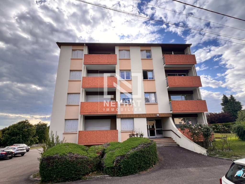 APPARTEMENT T4 A VENDRE - EPINAC - 73.84 m2 - 77000€