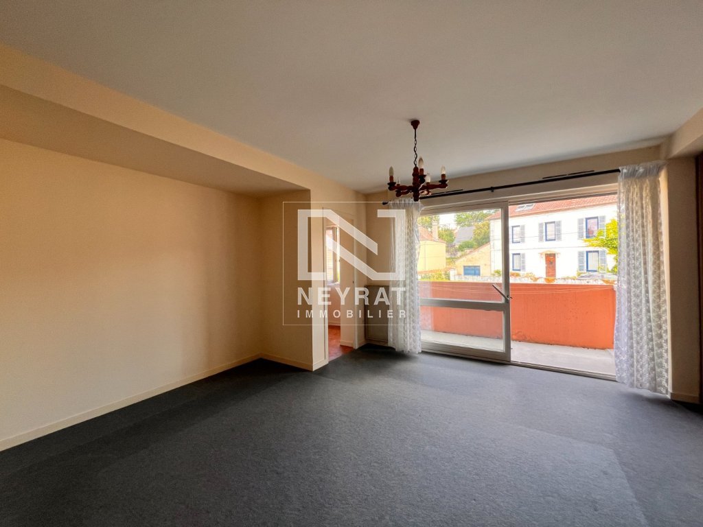 APPARTEMENT T4 A VENDRE - EPINAC - 73.84 m2 - 69500€