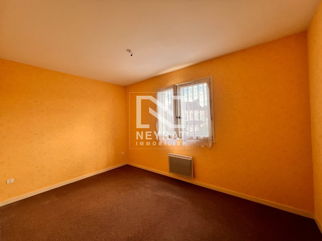 APPARTEMENT T4 A VENDRE - EPINAC - 73.84 m2 - 69500€